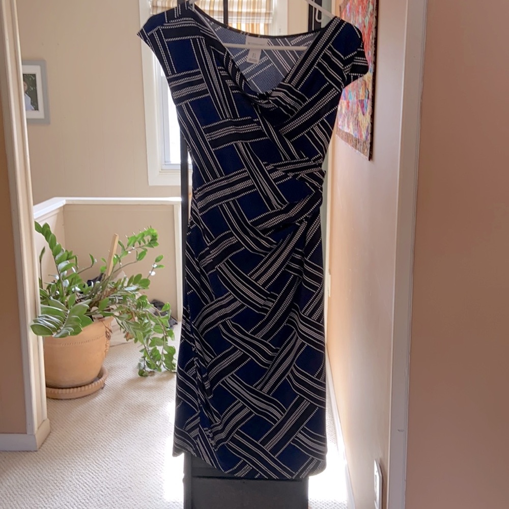 barely worn maternity dress in 2 shades of blue + white, dressy but super comfy